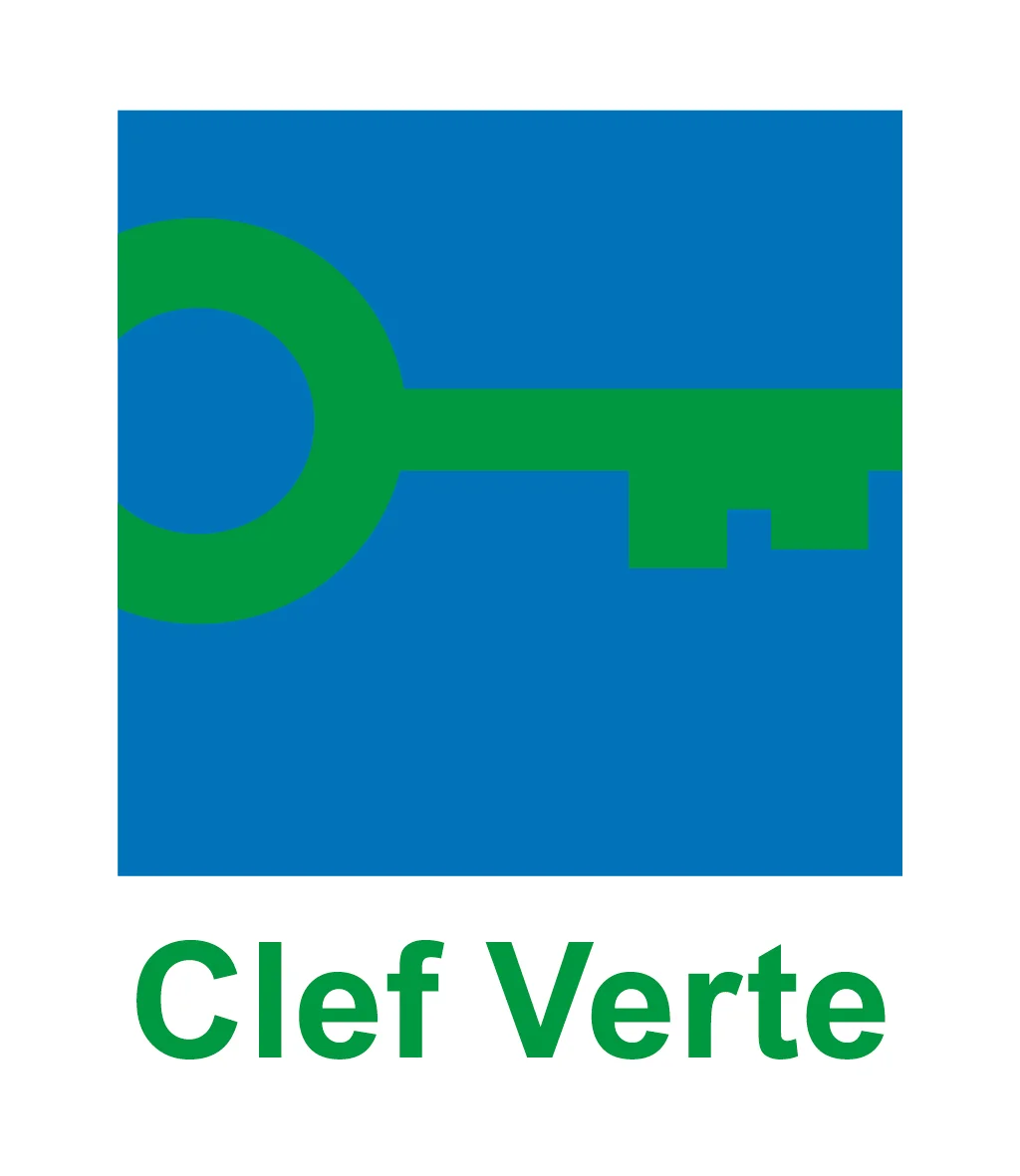 Logo de Clef Verte composé d'un carré bleu avec un symbole vert et le texte "Clef Verte" en vert en dessous